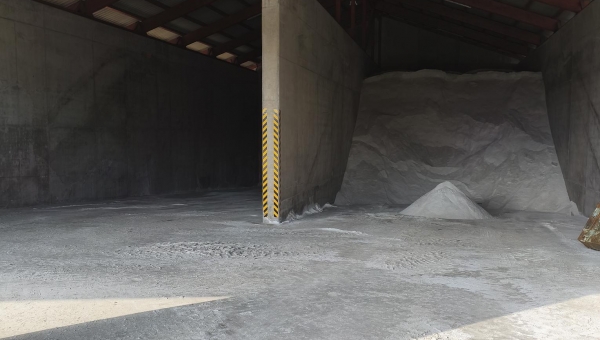 Polovina února znamenala nepřetržité služby a tisíce kilometrů zimní údržby