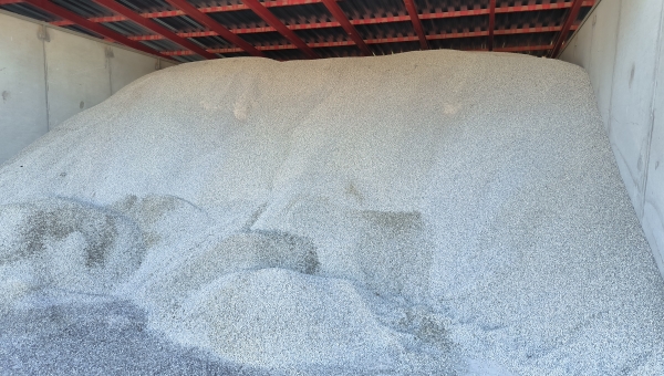 Na slováckých cestách skončily za zimu dvě třetiny nakoupeného posypu